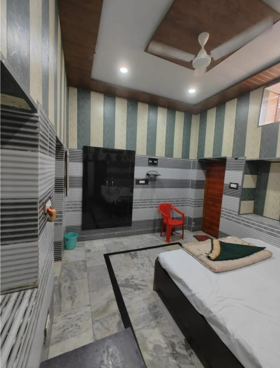 Bhagat Ji Guest House Ayodhya Exterior foto